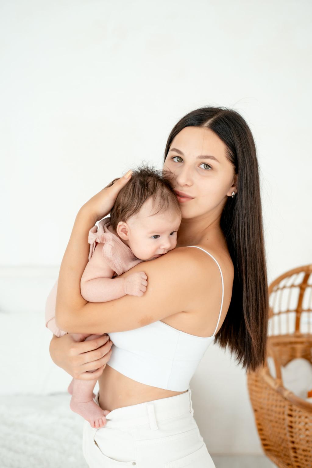 Postpartum Hair Loss: Styling Tips and Hair Topper Options for New Mums